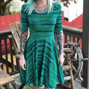 NWOT Knitters Dress - Stockinette Print Green Nicole LuLaRoe Knitting XS, XXS